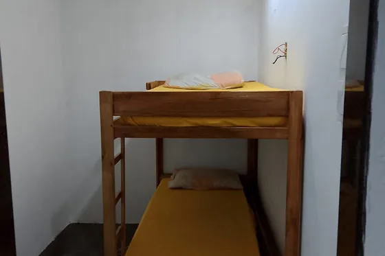 Beliche em quarto simples